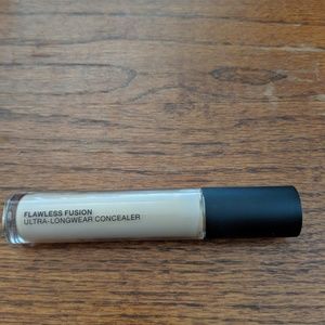 Laura mercier conealer